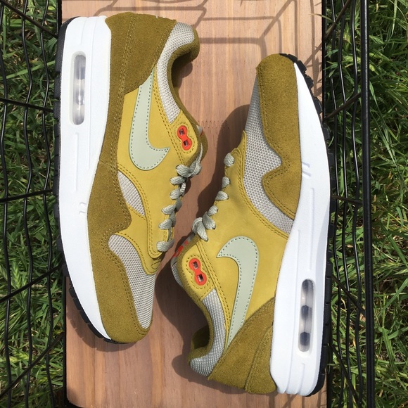 NIKE AIR MAX 1 RETRO PREMIUM “SPRUCE FOG” - Picture 2 of 8